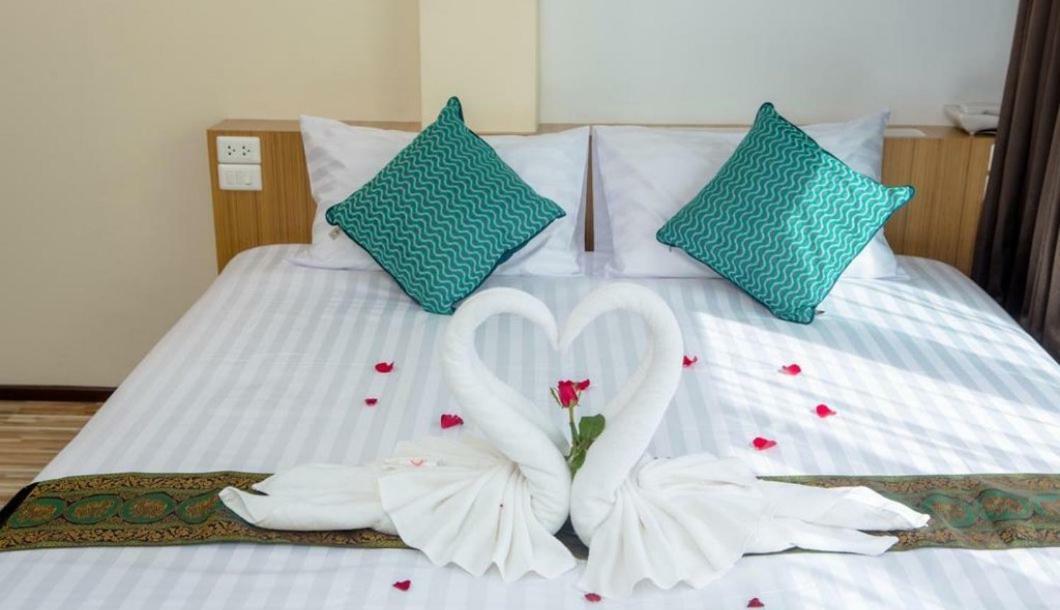 Landmark Patong Hotel ภายนอก รูปภาพ